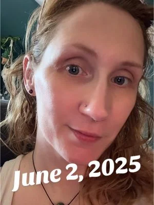 My eyebrows don’t shut up. 🤣 #serendipitousfrequencies  #PsychicMessage  #IntuitiveDownload ...